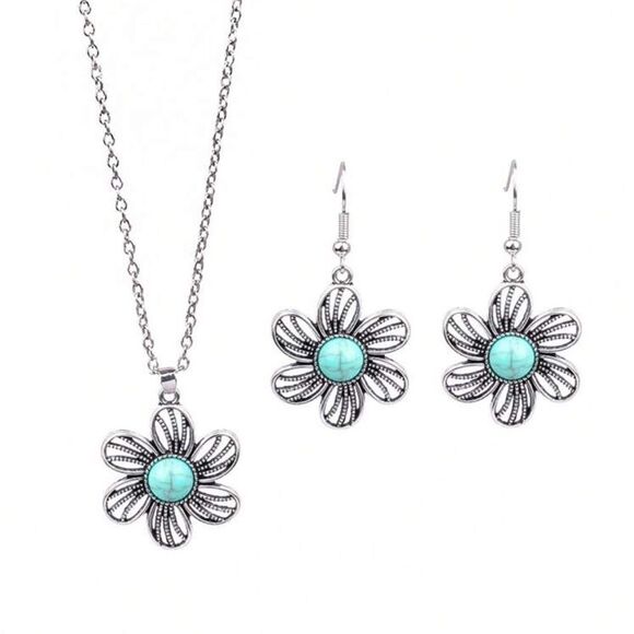 Faux Turquoise Floral Earrings & Necklace Set in vintage bohemian style - Picture 4 of 13